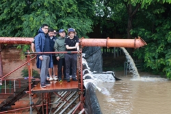 เอกนิติ สั่งท้ายเขื่อนเจ้าพระยา เร่งผันน้ำออกข้าง-ใช้ทุ่งรับตามเหมาะสม