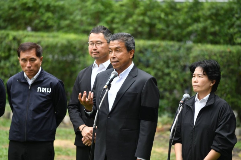‘ชัชชาติ’ แจงปมดราม่า ‘ดาต้าเซ็นเตอร์’ กลางกรุง สั่งเบรกใบอนุญาตใหม่ ถกรัฐคลอดกฎเหล็กคุม
