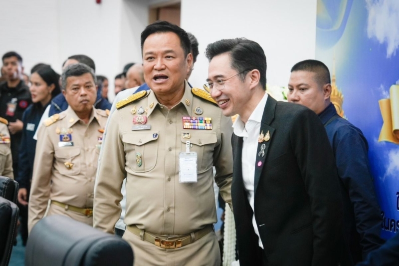 อนุทิน เตรียมเปิดบ้าน กินข้าวกระชับมิตร ครม.-รับมือศึกซักฟอก 6 ก.ย.