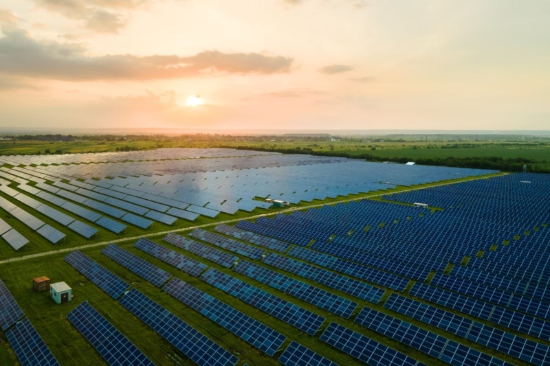กนอ. จับมือ GULF-GPSC ตั้ง ‘รีเนอร์จี’ ผุดโซลาร์ฟาร์ม 17.5 MW บน Silt Pond มาบตาพุด