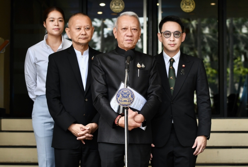 พิพัฒน์ ยัน ภท.ไม่แตกแยก-รักกันดี ​โนคอมเม้นต์ข่าว ‘กล้าธรรม’ เล็งซบรัฐบาล