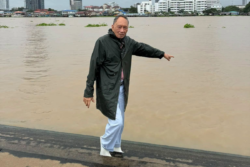 ปลอดประสพ เตือน “กรุงเทพจมแล้ว” จับตาน้ำแม่กลองสูงเกิน 1 เมตร