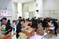 ชาว MEA รวมใจ ร่วมบรรจุถุงบรรเทาทุกข์ – น้ำดื่ม ส่งต่อความห่วงใยถึงผู้ประสบภัยน้ำท่วม