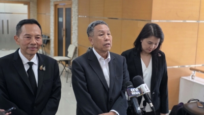 3 กสทช. โต้ เลขาฯ ไม่มีการลบเทปเสียงประชุม ย้ำประชุมพิเศษไม่มี นพ.สรณ ถูกต้องตามกฎหมาย