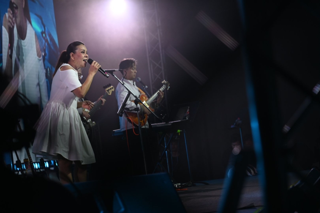 คอนเสิร์ต ALL STARS TIMELESS HITS CHARITY CONCERT