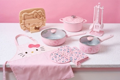 สาวก Hello Kitty ใจละลาย MEYER x เซ็นทรัล เปิดตัวเครื่องครัวลิขสิทธิ์สุดคิวต์ ครั้งแรกในไทย