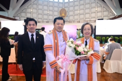 ซีพีร่วมยินดี คุณหญิงกษมา รับพระราชทานปริญญากิตติมศักดิ์ จุฬาฯ