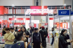 3 วันสุดท้าย “มหกรรมหนังสือฯ ยังคึกคัก สนพ.มติชน หนังสือ ‘หนุ่มเมืองจันท์’ มาแรง