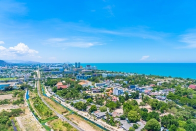 ตลาดอสังหาฯ เมืองชายทะเล ‘ประจวบฯ-เพชรบุรี’ ชะลอตัว คอนโดฯ ใช้เวลาขาย 19 ปี
